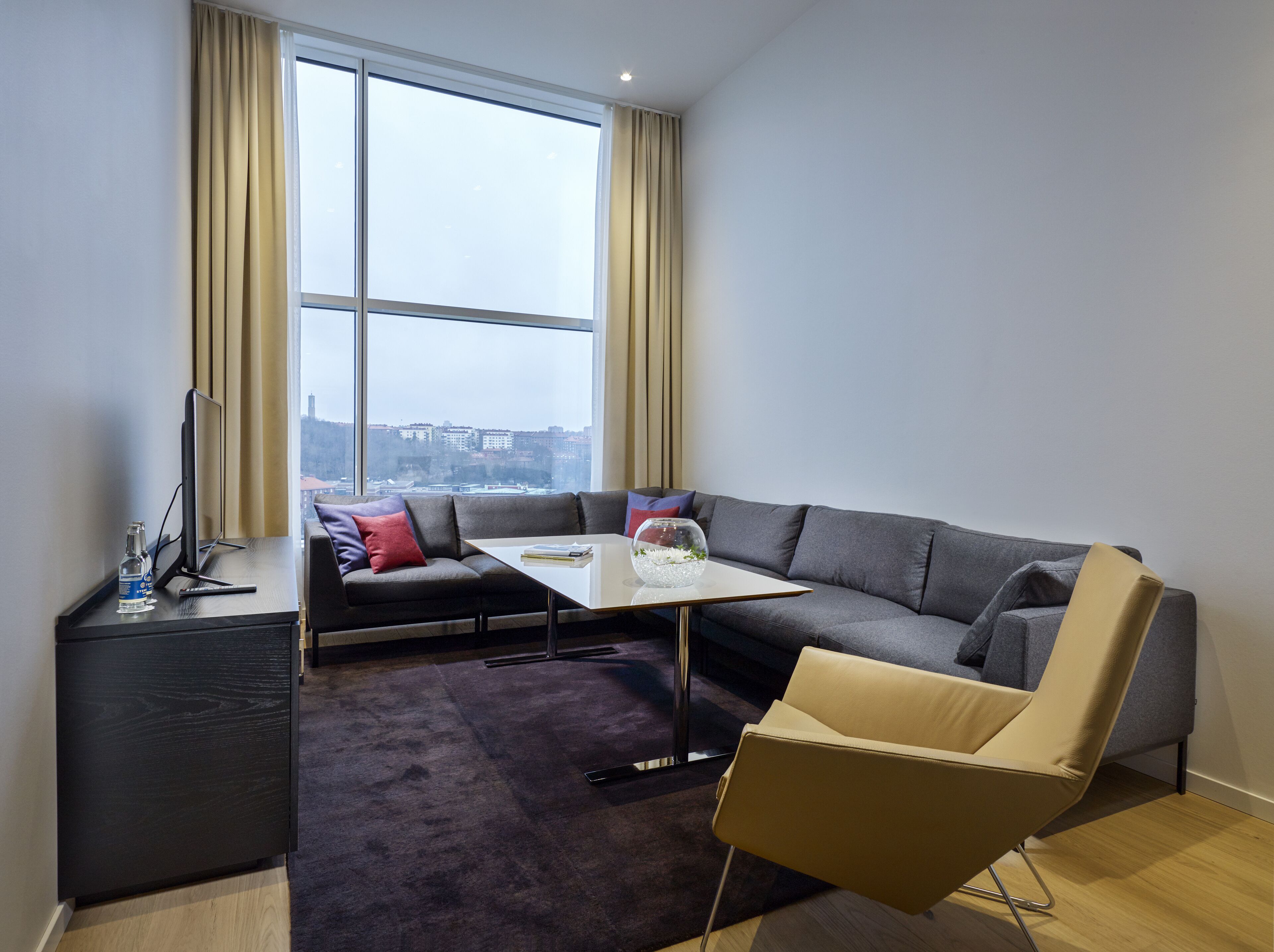 upper house suite deluxe (free spa access, check-in age is 25) | living area | 40-inch lcd tv with digital channels, tv