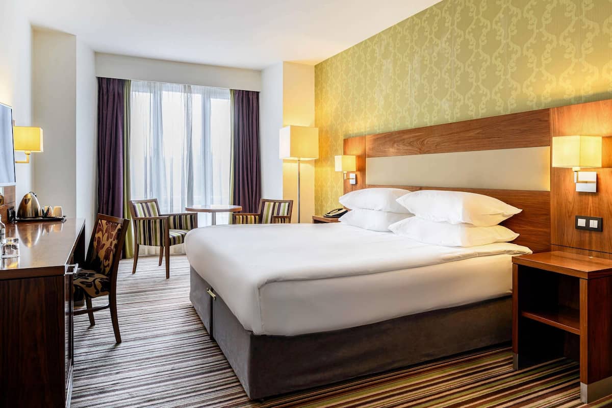 Classic Room, 1 King Bed