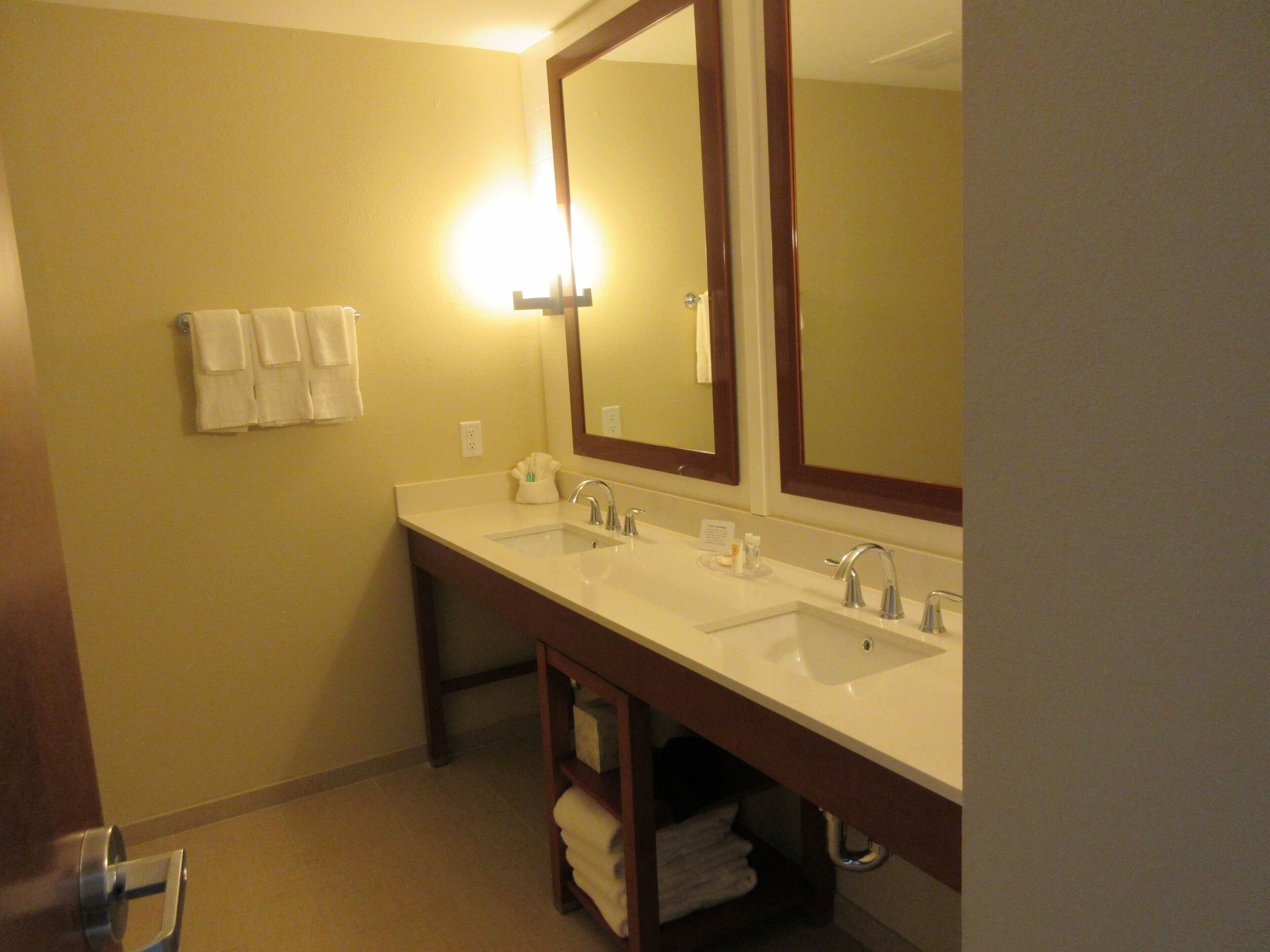 suite, multiple beds, accessible, non smoking | bathroom | combined shower/bathtub, rainfall showerhead, free toiletries
