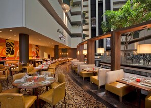 3 restaurants, breakfast served