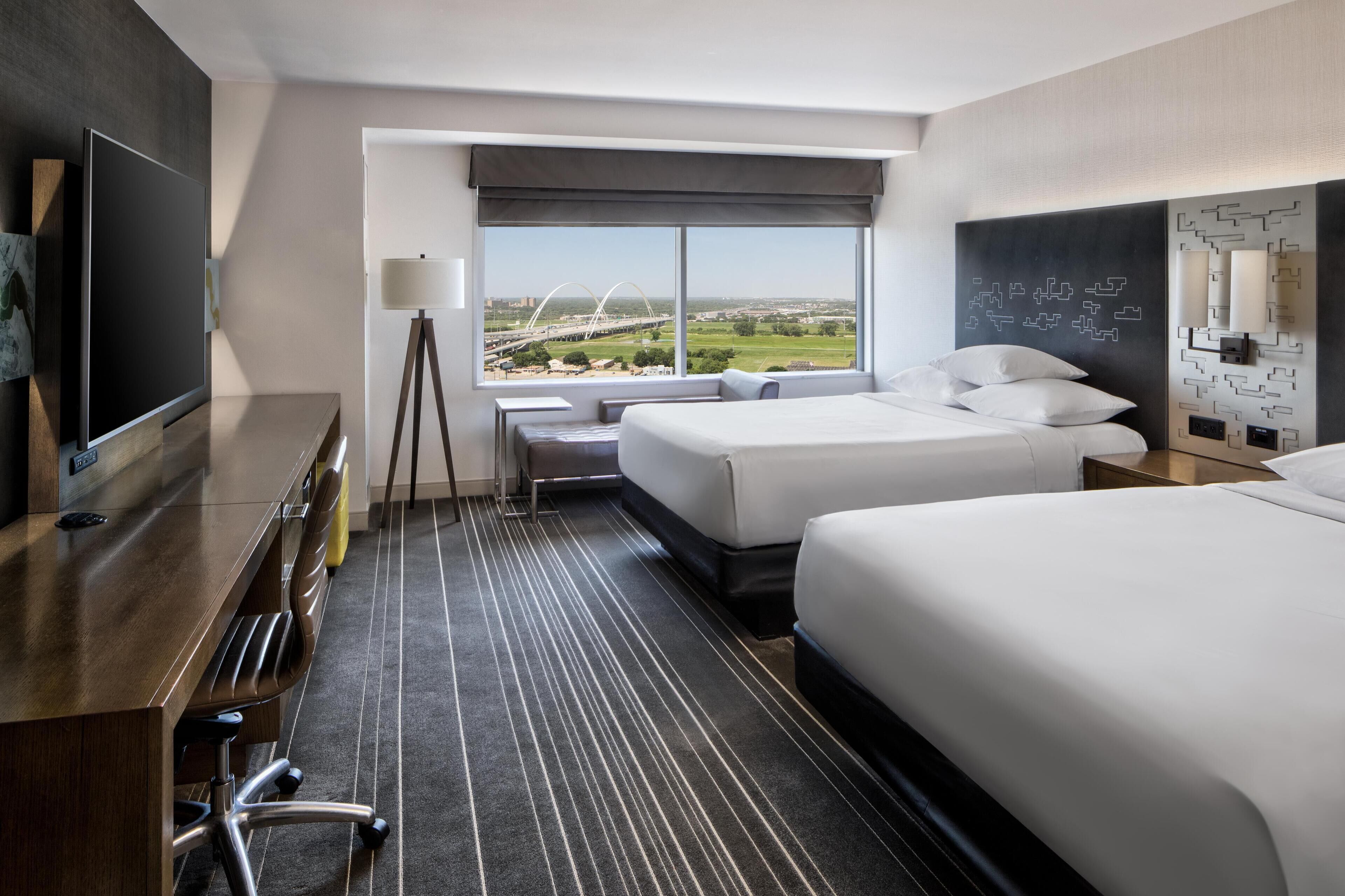 Hochwertige Bettwaren, Daunenbettdecken, Pillowtop-Betten, Zimmersafe