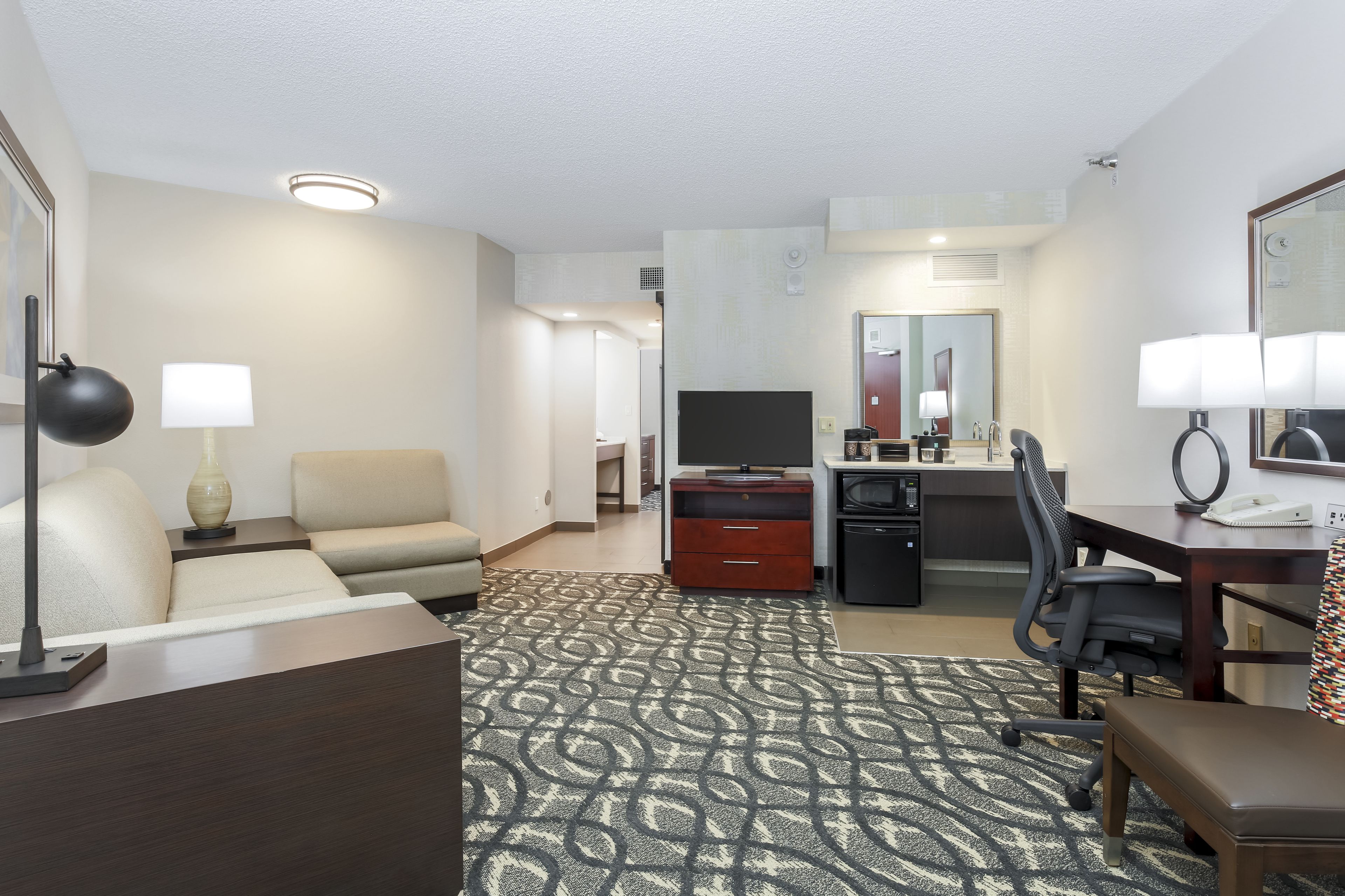 27-inch flat-screen tv with cable channels, tv, pay films