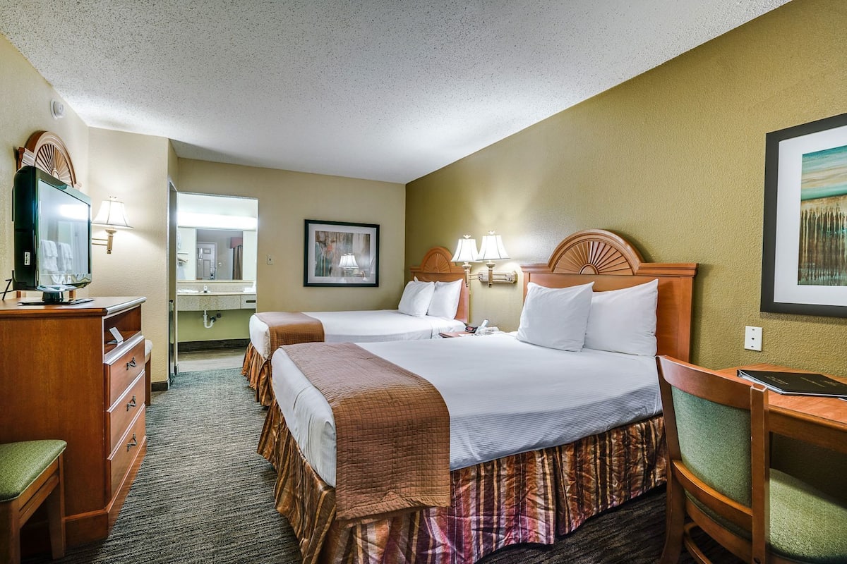 In-room safe, iron/ironing board, free cribs/infant beds, free WiFi
