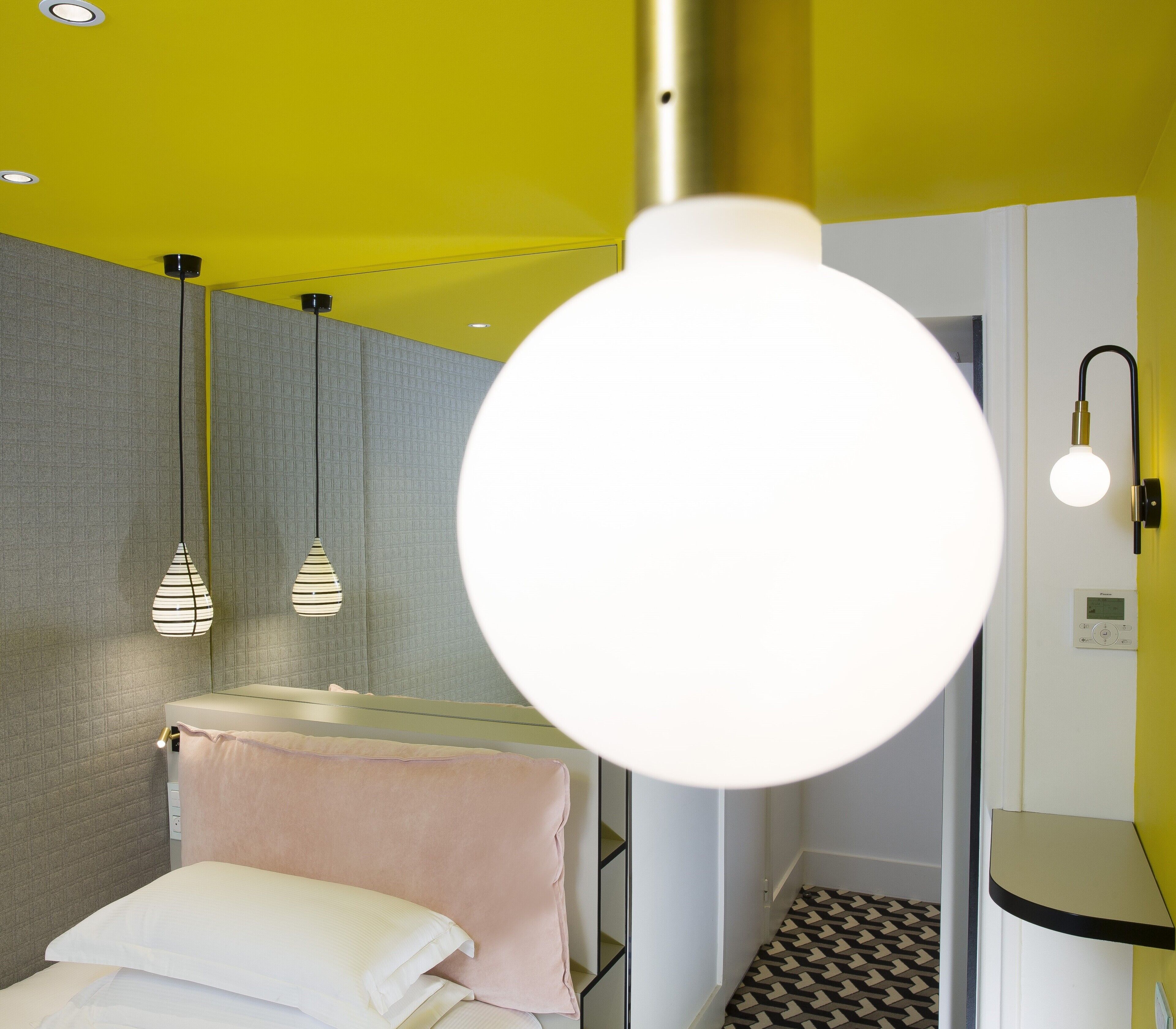 standard single room | hypo-allergenic bedding, minibar, in-room safe, desk