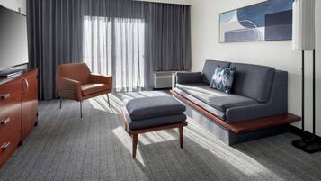 Premium bedding, pillowtop beds, in-room safe, desk