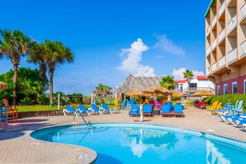 2 outdoor pools, a heated pool, pool umbrellas, pool loungers