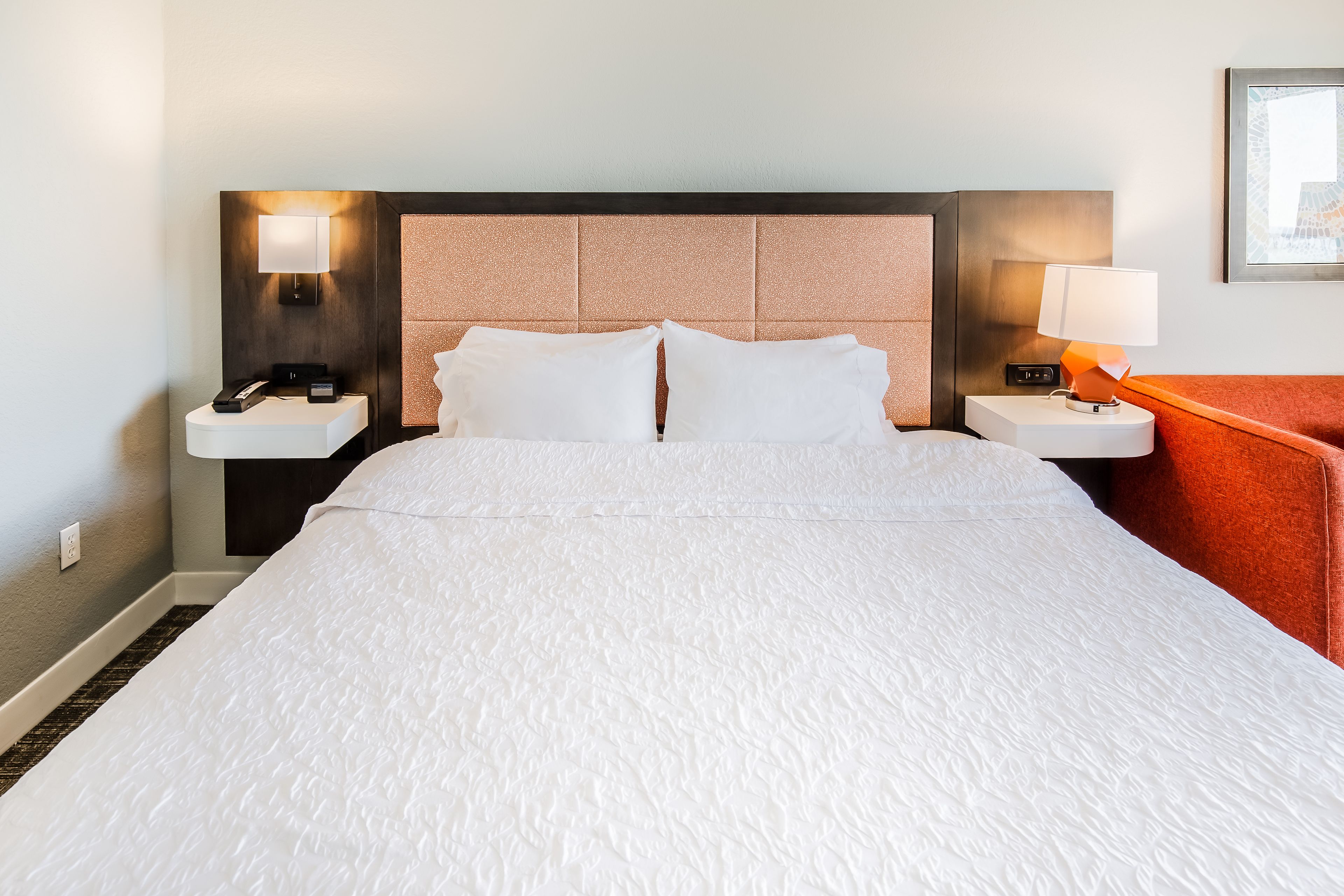 one king bed, accessible, gulf view with balcony, non-smoking | premium bedding, down duvets, in-room safe, desk