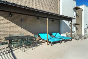 Outdoor pool - Tombstone Lookout Lodge, SureStay Collection by Best Western (Tombstone)