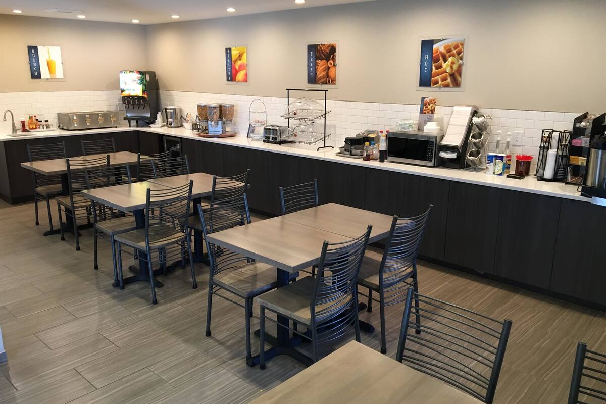 free continental breakfast