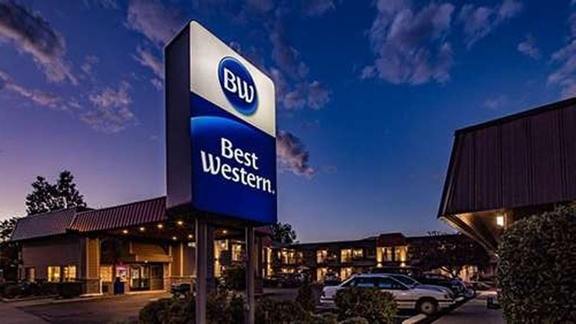 A hotel with a prominent sign reading 'Best Western.'