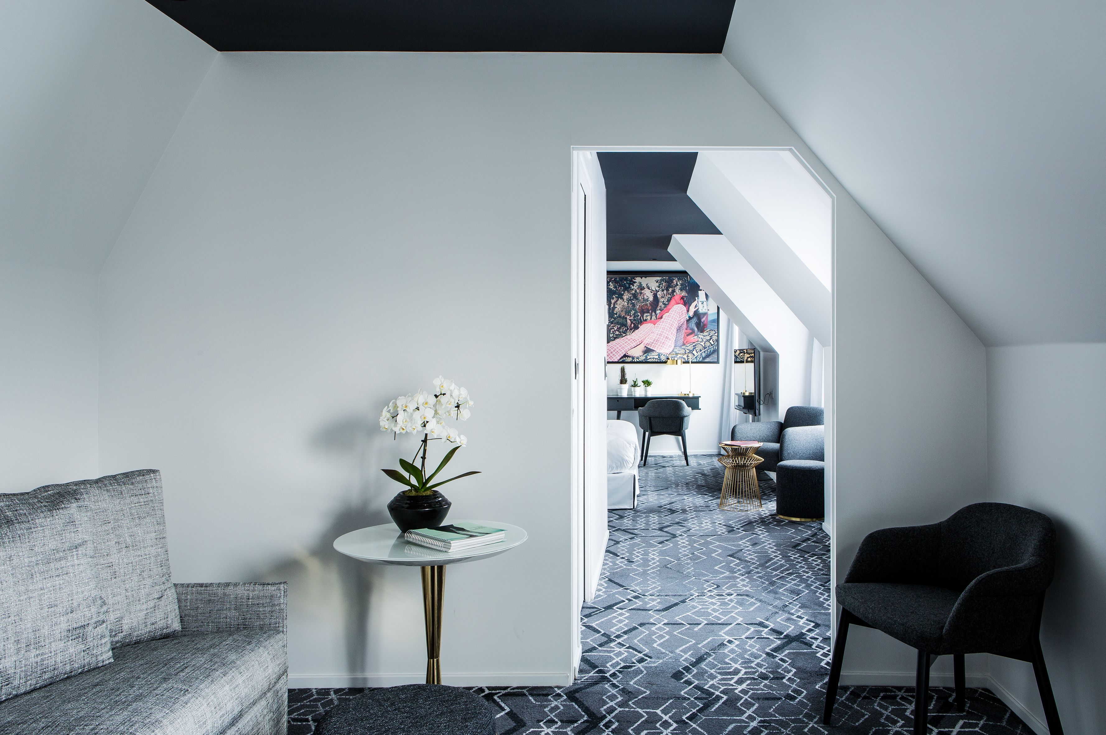 suite | premium bedding, in-room safe, desk, soundproofing