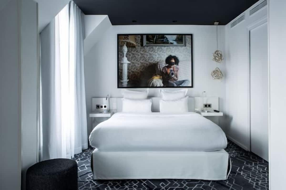 Premium bedding, in-room safe, desk, soundproofing