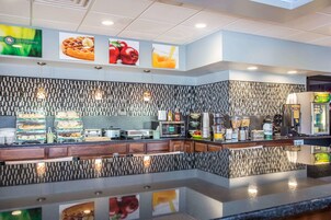 Free daily continental breakfast