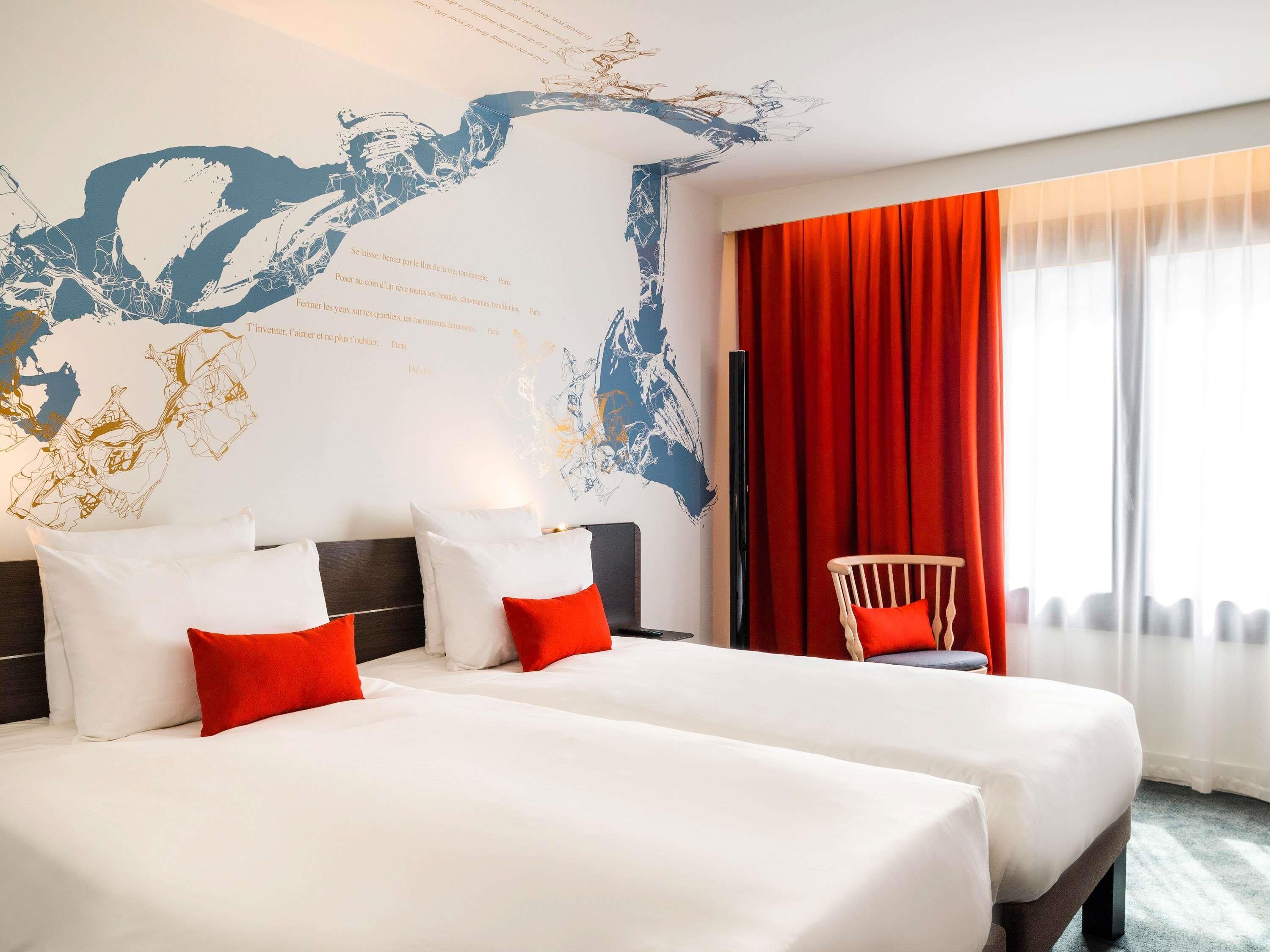 Habitación ejecutiva con 2 camas individuales, 2 camas individuales | Minibar, caja de seguridad en la habitación y escritorio 