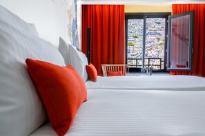 Executive Twin Room, 2 Single Beds | Minibar, in-room safe, desk, soundproofing - Novotel Paris Les Halles (Paris)