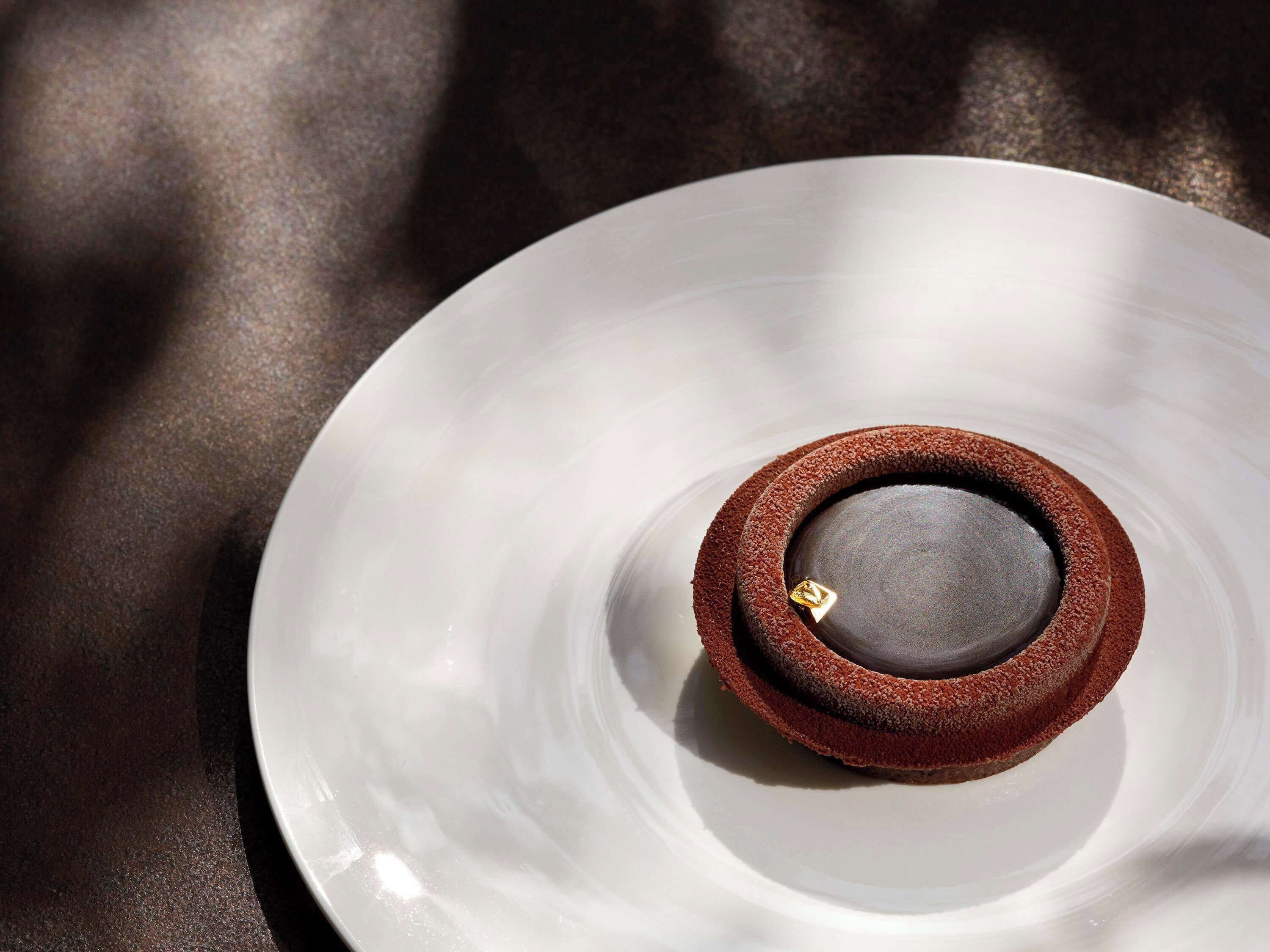 breakfast, lunch, dinner served; french cuisine