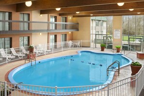 Pool - Days Inn by Wyndham Rock Falls (Rock Falls)
