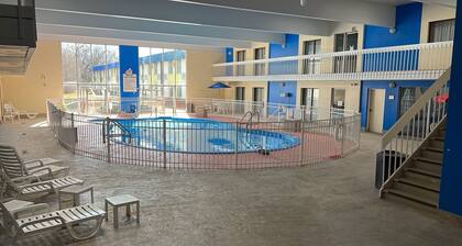 Days Inn by Wyndham Rock Falls