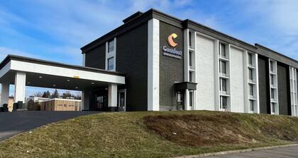 Comfort Inn & Suites