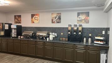 Free daily continental breakfast