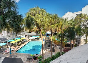 Outdoor pool, open 8:00 AM to 7:00 PM, pool loungers - Hotolos (Hollywood)