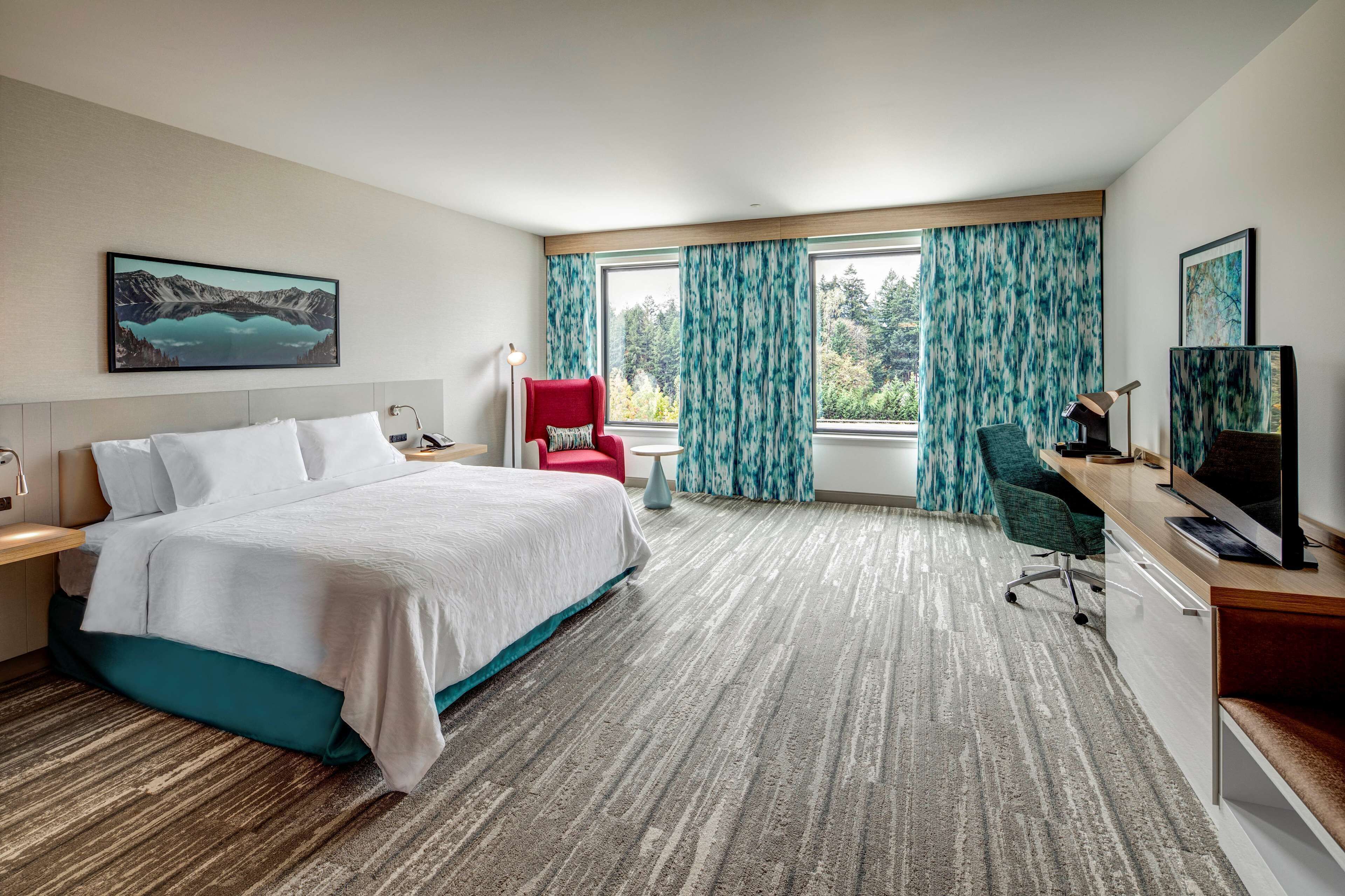 Premium bedding, down comforters, pillowtop beds, minibar