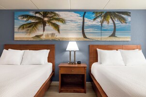 Premium bedding, in-room safe, desk, laptop workspace