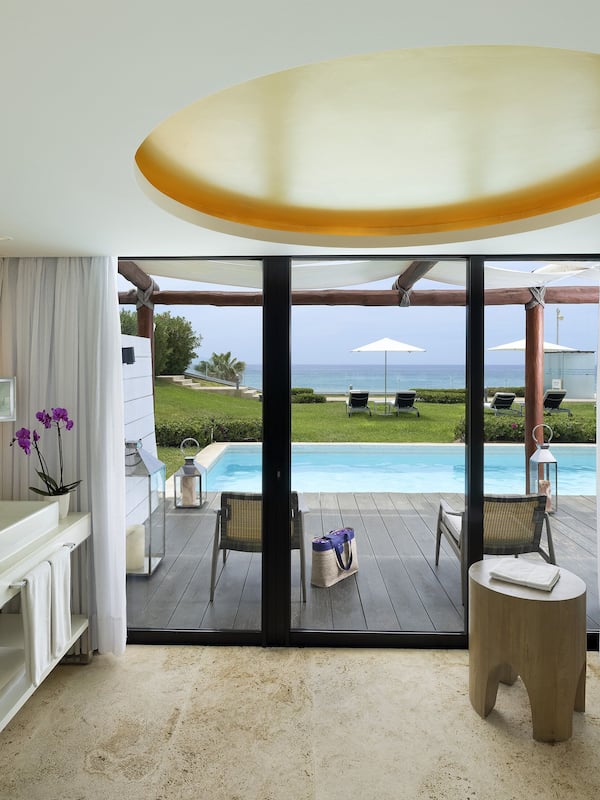 The Reserve Master Suite Ocean Front Swim Up | Bathroom | Shower, rainfall showerhead, eco-friendly toiletries, hair dryer