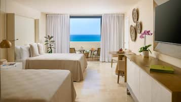 The Reserve Suite Ocean Front | Premium bedding, down duvets, pillow-top beds, free minibar