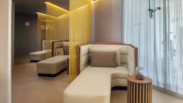 Couples treatment rooms, body treatments, aromatherapy