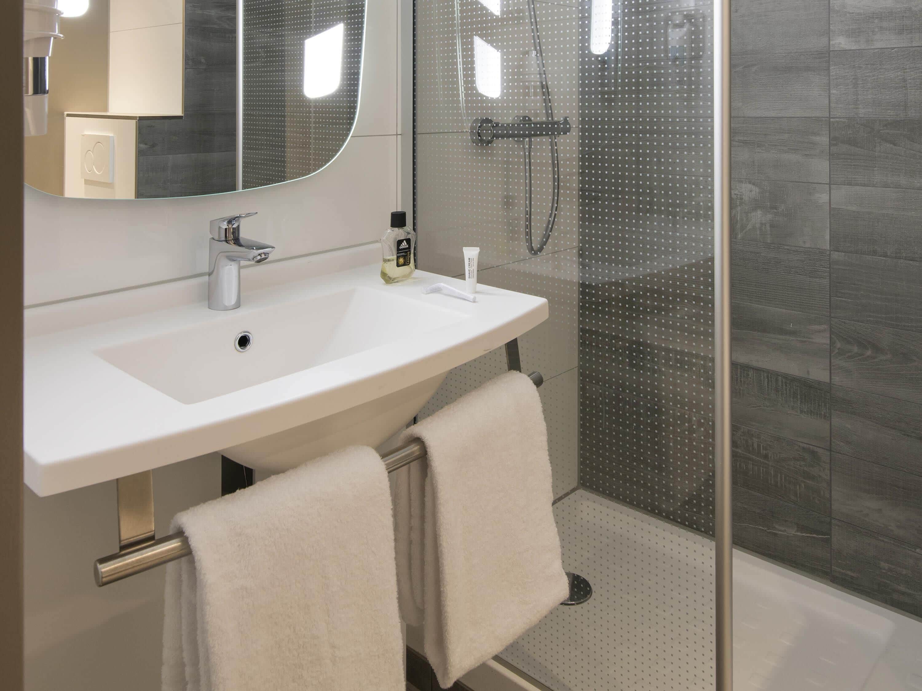 标准房, 1 张双人床 (Sweet) | 高档床上用品、办公桌、笔记本电脑工作区、遮光窗帘