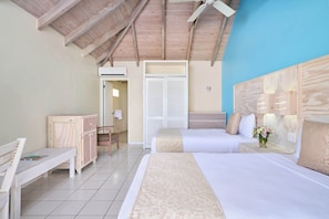 Royal Palm Beach Room (2 Double Beds)