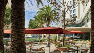 Lunch and dinner served, Spanish cuisine