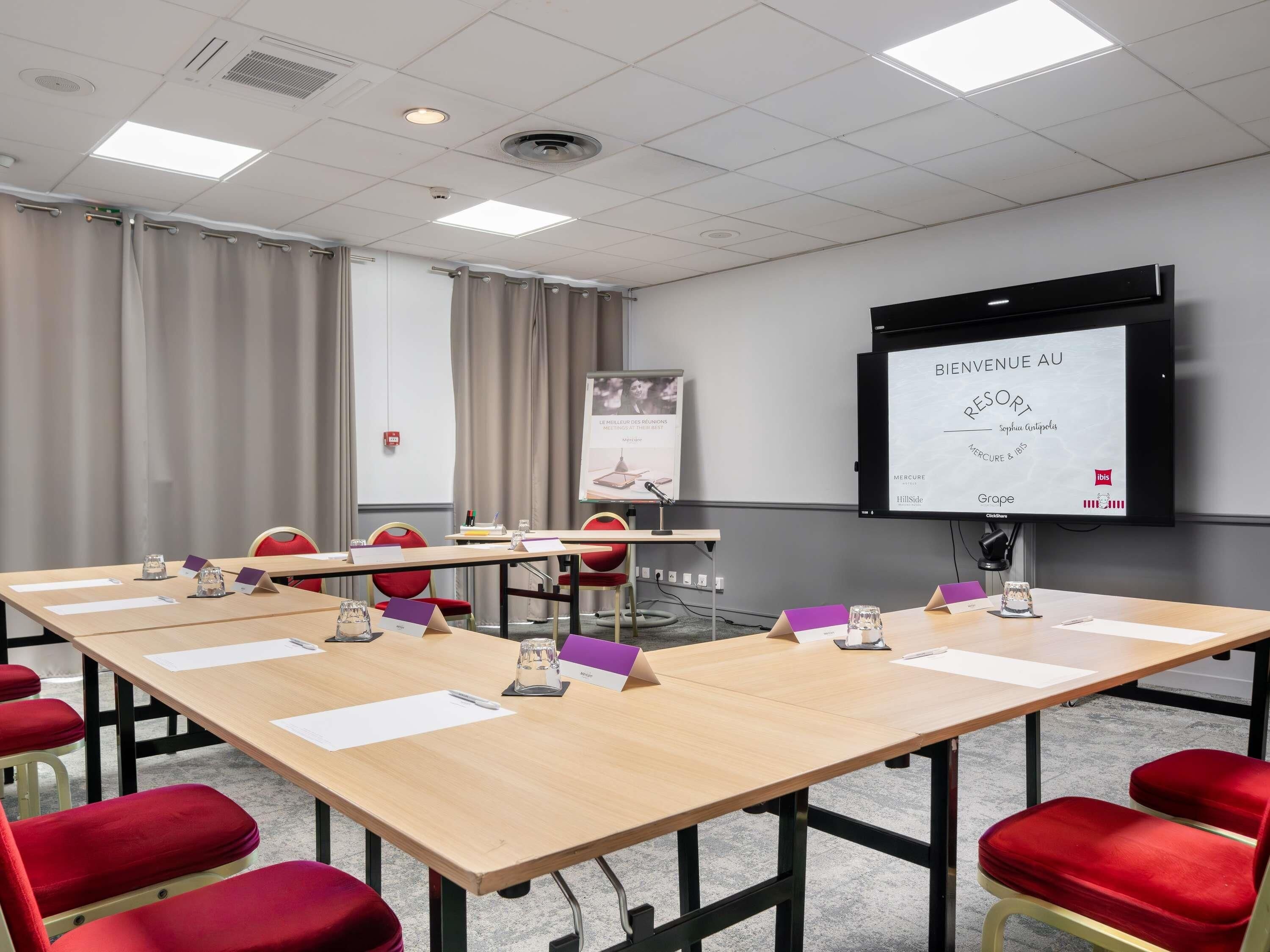 Meeting facility