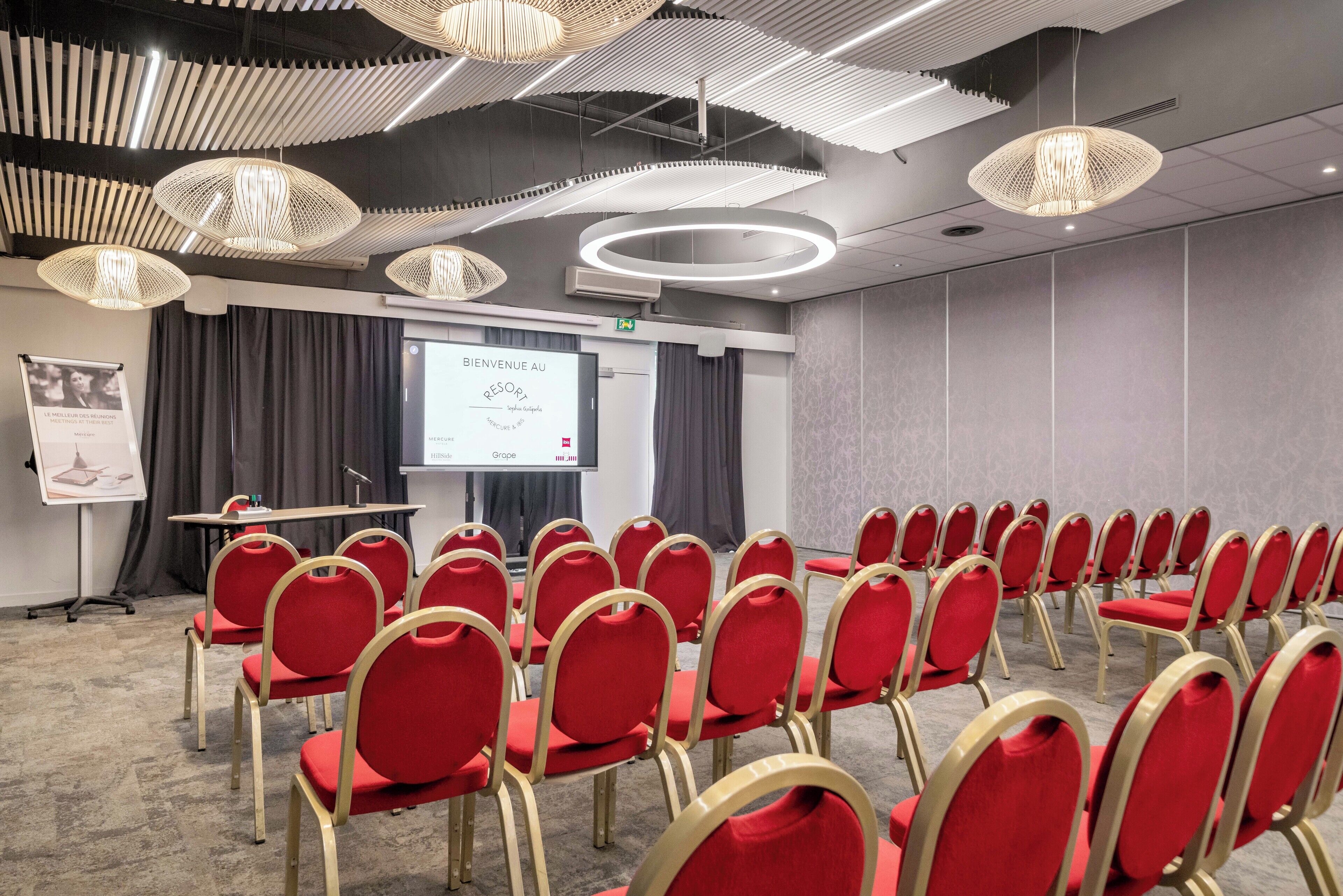 Meeting facility