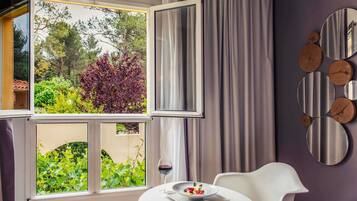 Blackout drapes, soundproofing, iron/ironing board, free WiFi