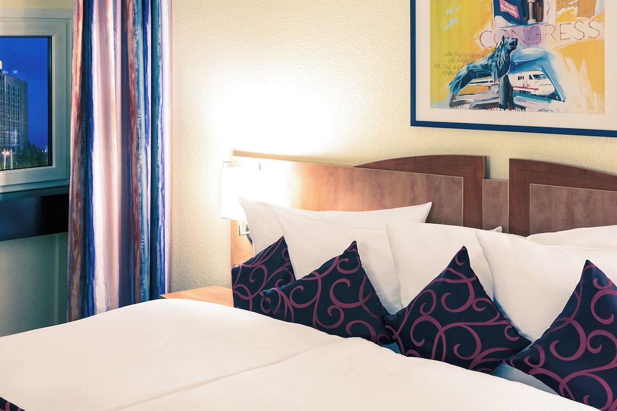 comfort double room | 1 bedroom, hypo-allergenic bedding, desk, blackout curtains