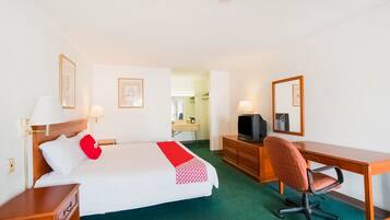 Premium Room, 1 King Bed | Desk, iron/ironing board, free WiFi, bed sheets