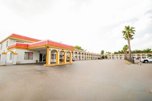 Exterior - Hotel O Grand Inn Channelview I-10 (Channelview)