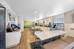 Desayuno buffet incluido todos los días 