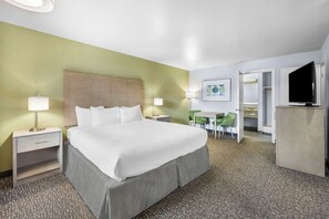 Blackout curtains, iron/ironing board, free WiFi, bed sheets - Best Western Grants Pass Inn (Grants Pass)