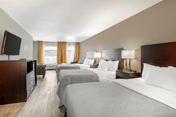 Suite, Multiple Beds, Non Smoking | Desk, laptop workspace, iron/ironing board, free WiFi - Quality Inn Simpsonville - Greenville (Simpsonville)