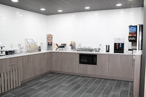 Free daily continental breakfast