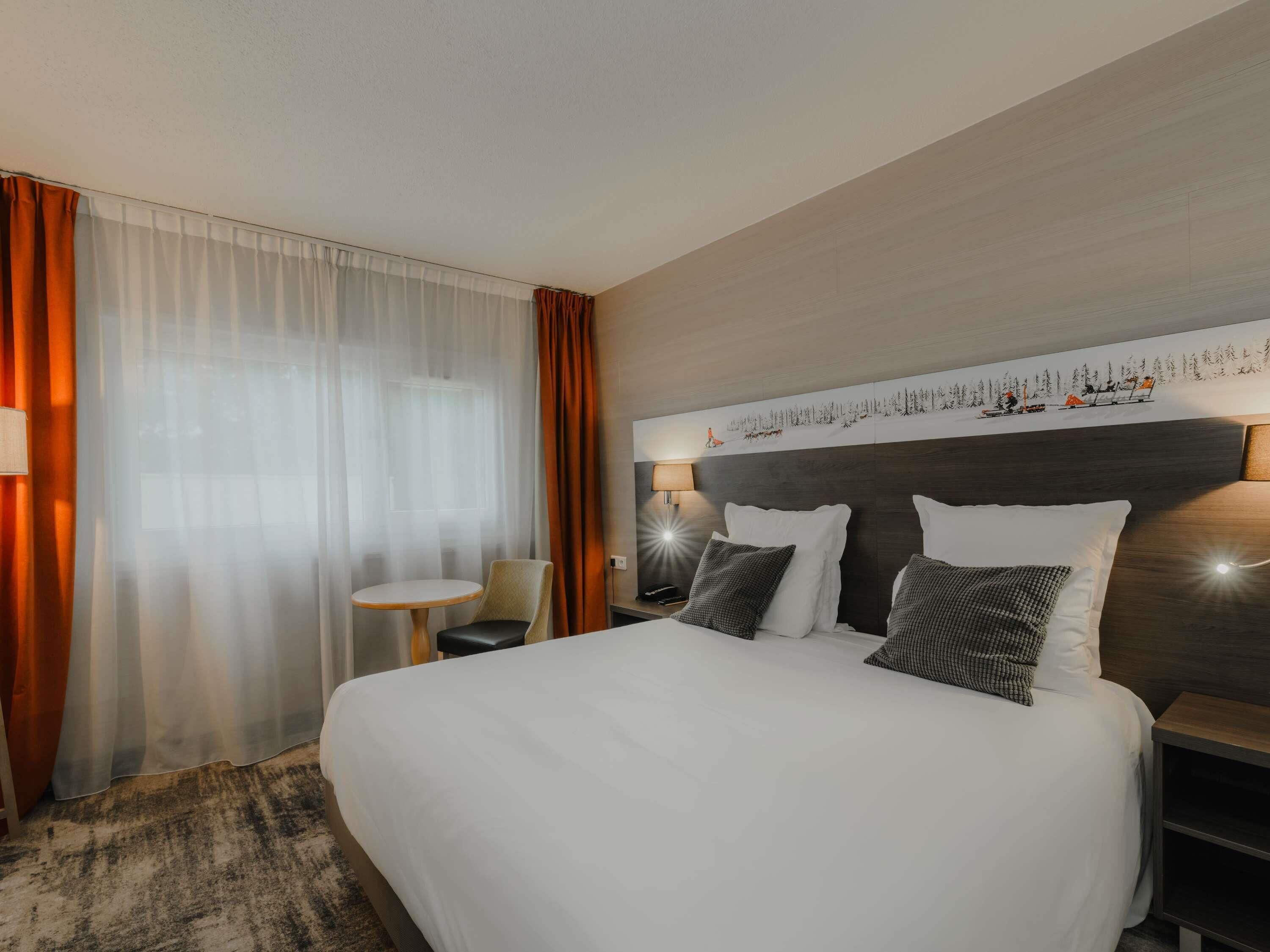 Classic Room, Multiple Beds | Premium bedding, in-room safe, desk, blackout curtains