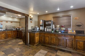 Free daily continental breakfast