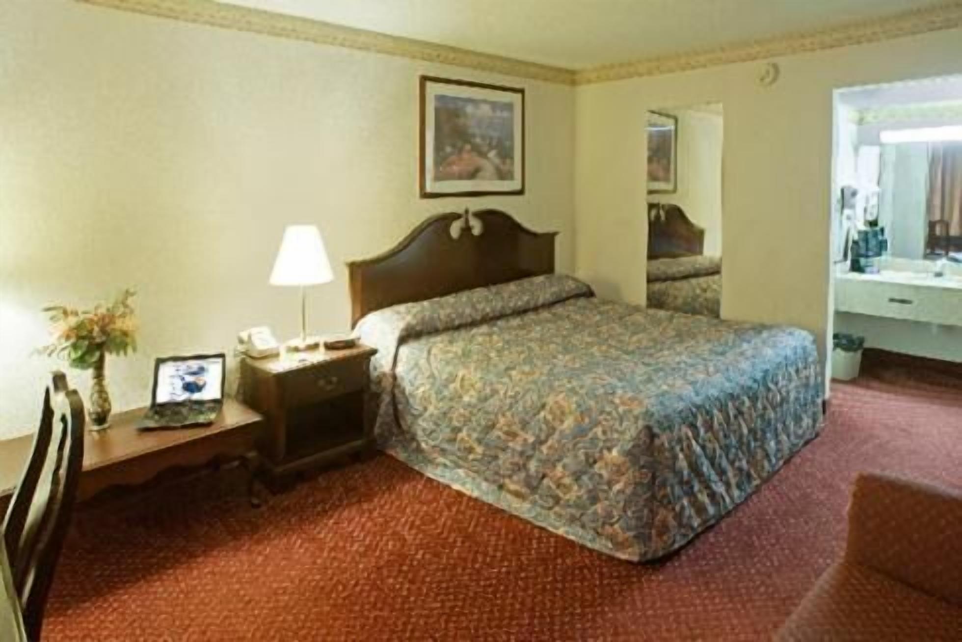In-room safe, desk, iron/ironing board, rollaway beds