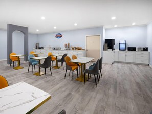 Breakfast area - Travelodge by Wyndham Salisbury MD (Salisbury)