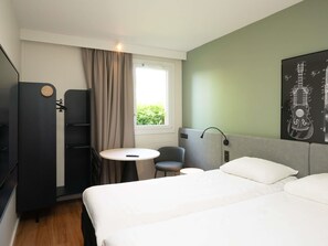 Standard Room, 2 Single Beds