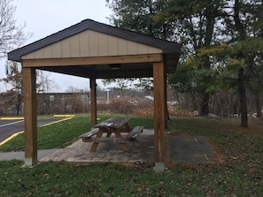 BBQ/picnic area