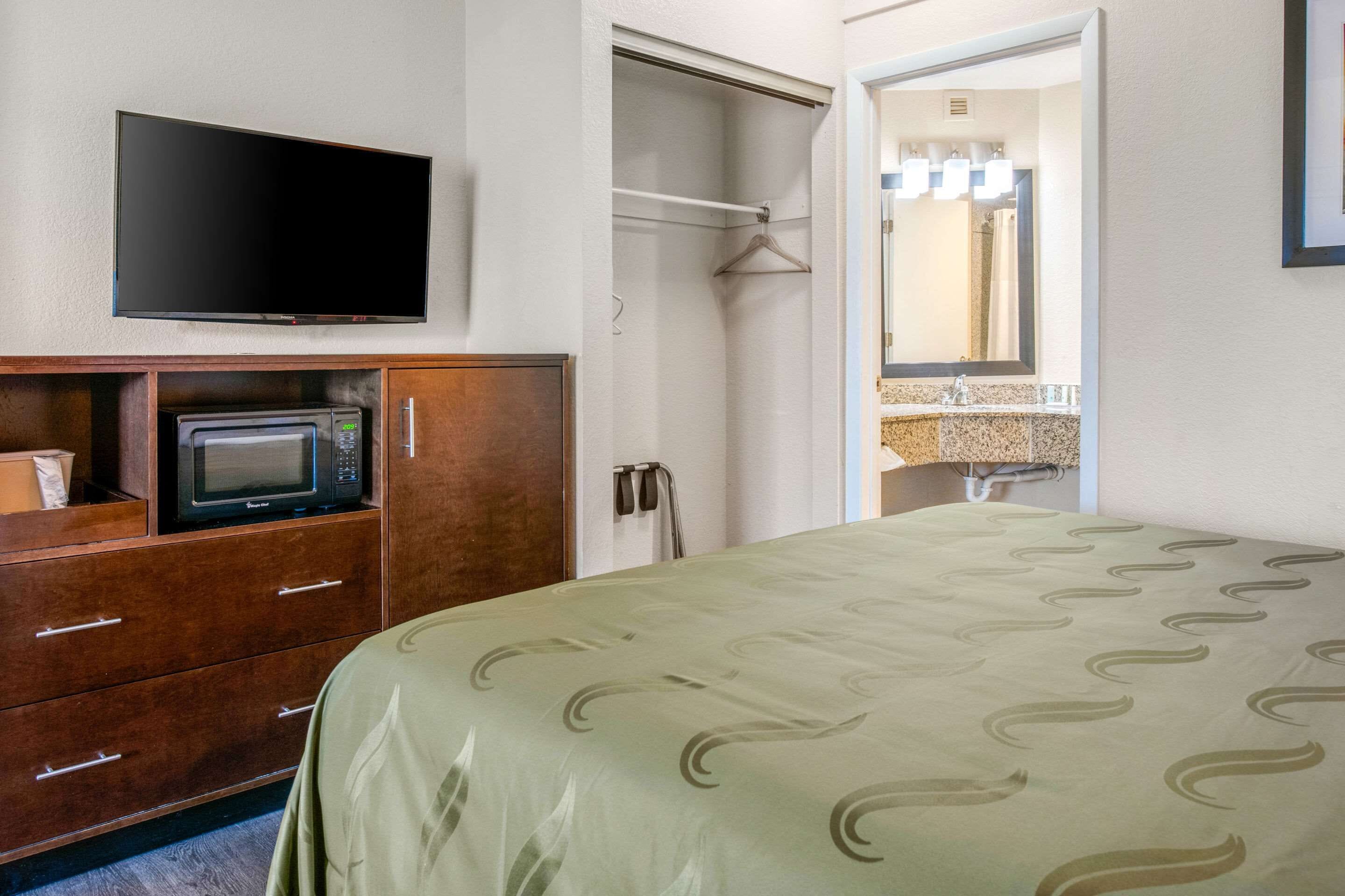 Photo - Quality Inn & Suites Jacksonville-Baymeadows